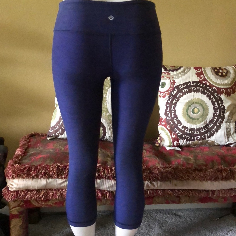 Lululemon textured tights